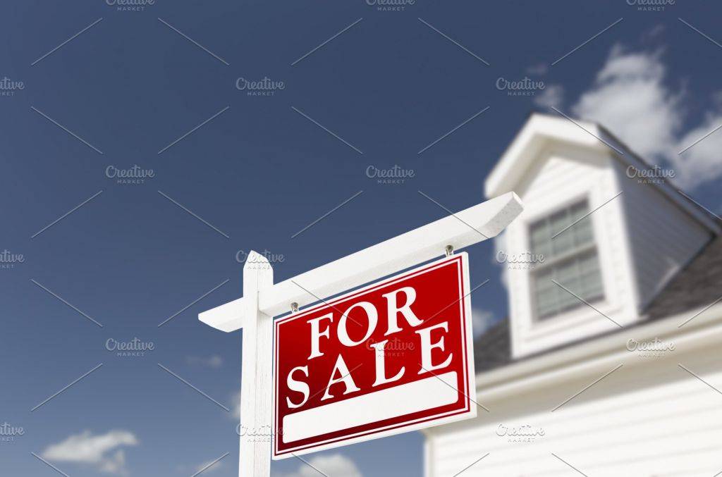 3. Simple Real Estate for Sale Sign