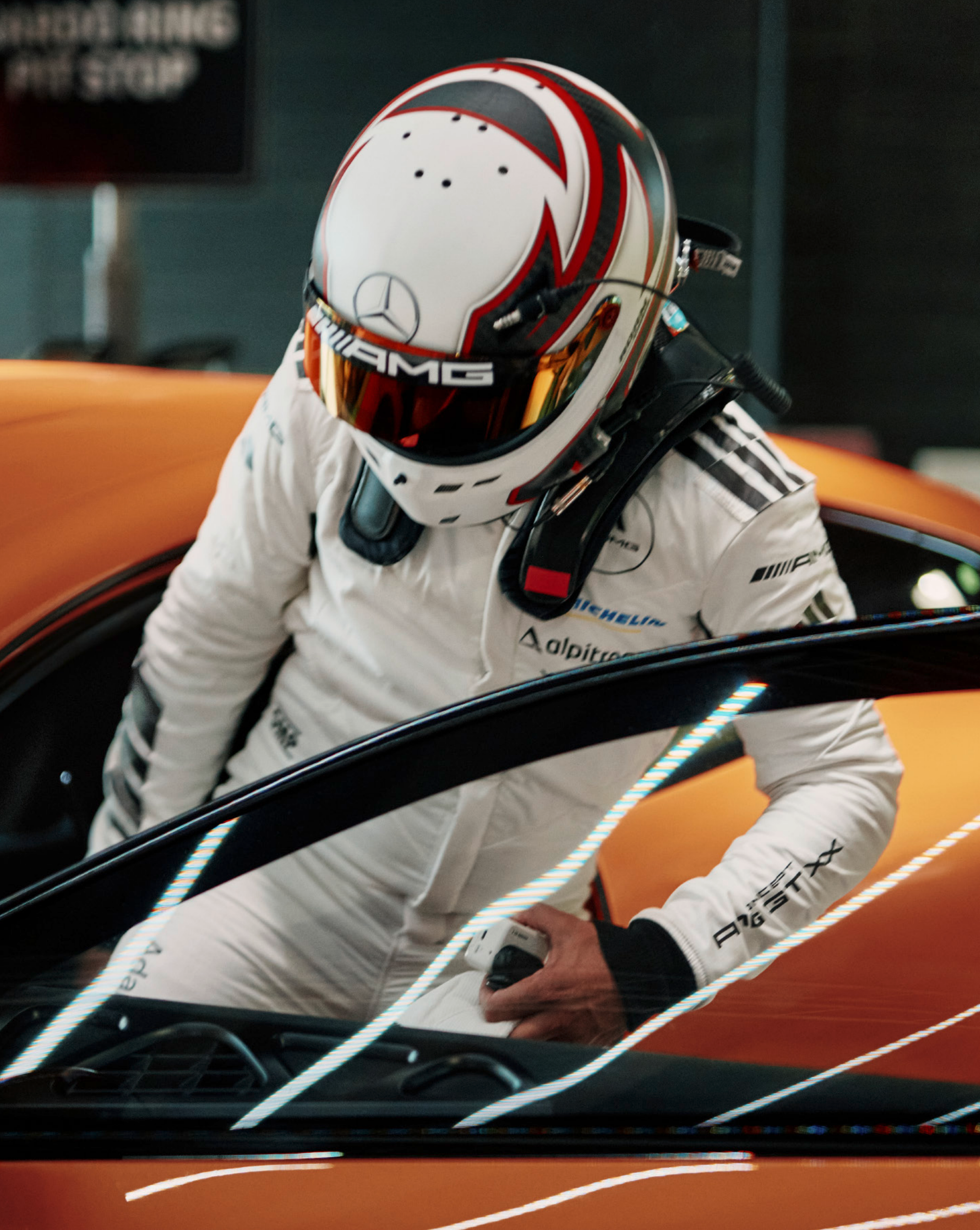 Mercedes-Benz Magazine — page 114